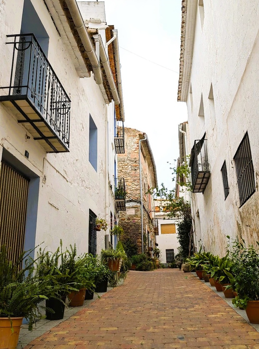 Calle del casco antiguo de Soneja
